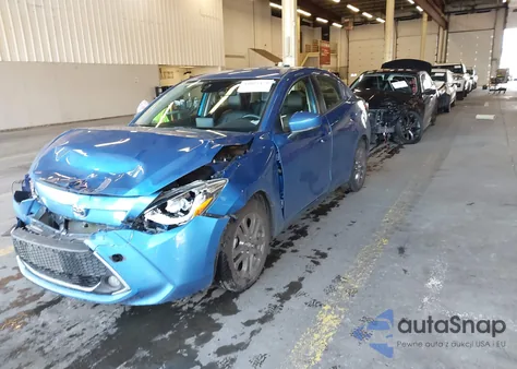 2019 Toyota Yaris Xle из США, поврежденный, VIN 3MYDLBYV7KY514152